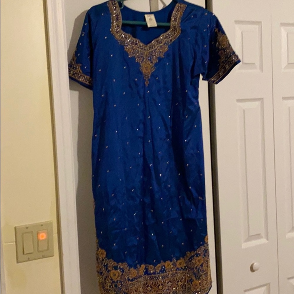 Pakistani Indian shalwar kameez sz M/L
